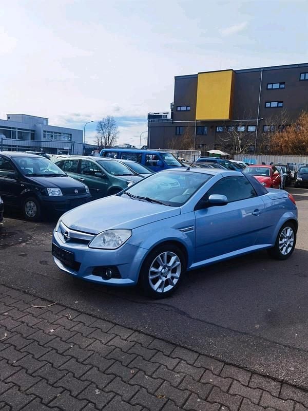 Gebraucht Opel Tigra 89 PS (65 kW) 2006 Silber Cabrio