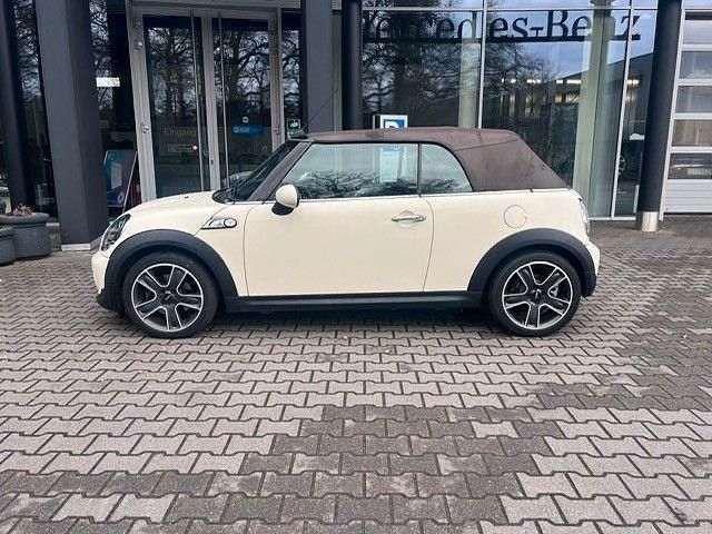 Gebraucht Mini Cooper S Cabriolet Chili 184 PS (135 kW) 2014 Weiß Cabrio