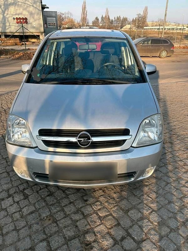 Second-hand Opel Meriva 105 CP (77 kW) 2004 Argintiu Monovolum