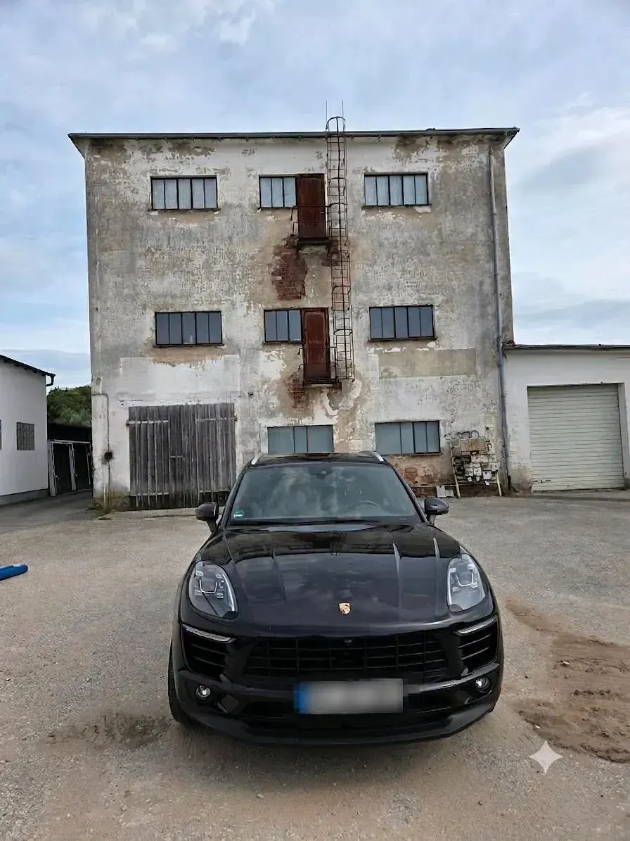 Gebraucht Porsche Macan 258 PS (189 kW) 2017 Schwarz SUV