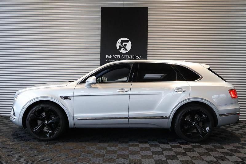 Gebraucht Bentley Bentayga 608 PS (447 kW) 2018 Silber SUV