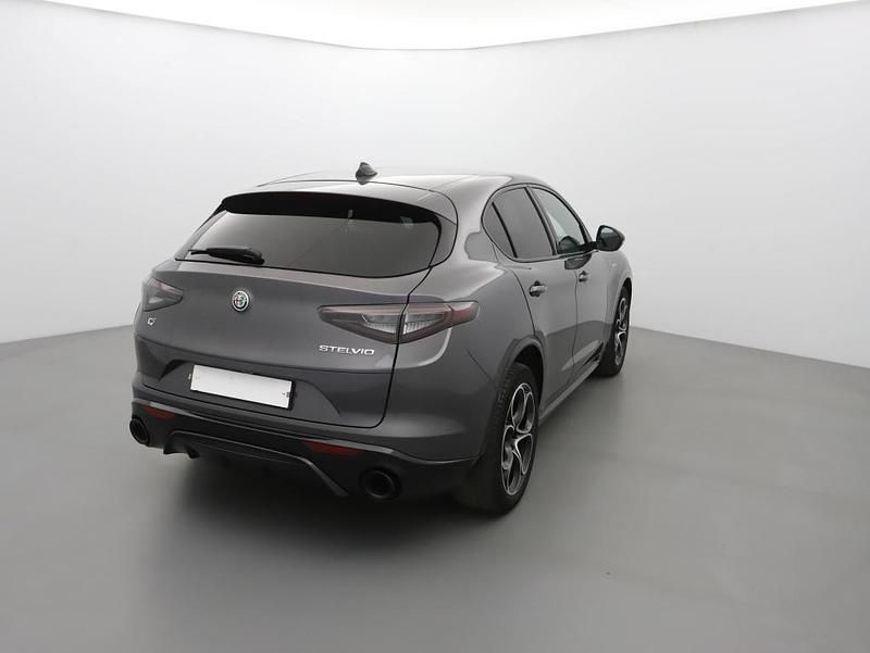 Gebraucht Alfa Romeo Stelvio Sprint 162 PS (119 kW) 2024 Gris vesuvio SUV