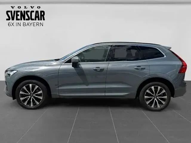 Gebraucht Volvo XC60 Core 145 PS (106 kW) 2022 SUV