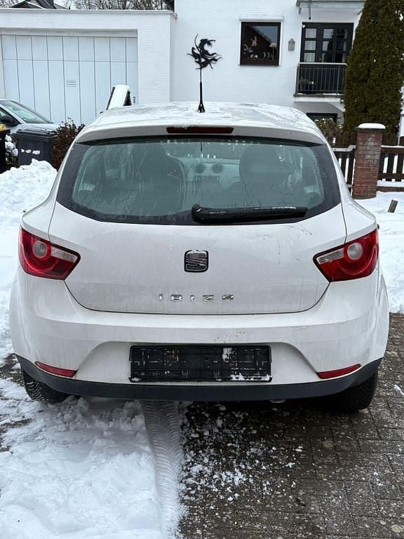 Gebraucht Seat Ibiza 69 PS (50 kW) 2009 Weiß Limousine