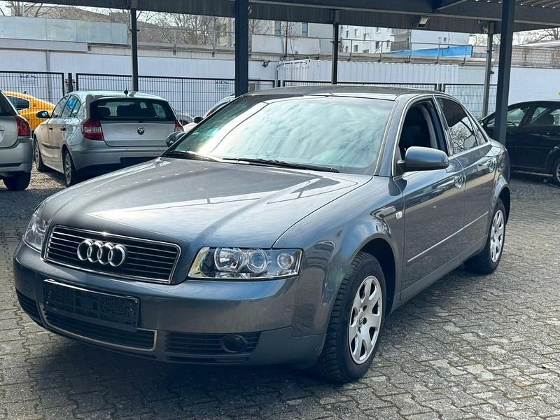 Gebraucht Audi A4 131 PS (96 kW) 2001 Grau Limousine