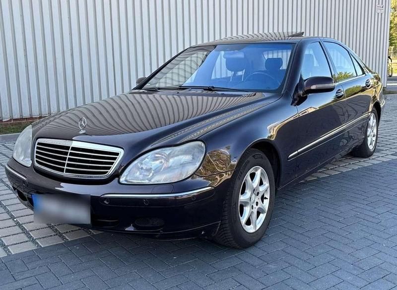 Schwarz Gebraucht 2000 Mercedes S500 Limousine | 4.999 € (Guter Preis) - Bild 1/4