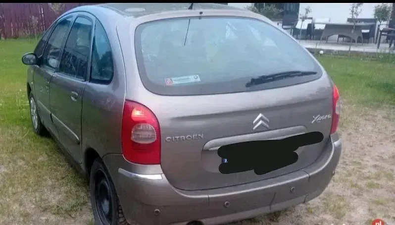 Gebraucht Citroën Xsara Picasso 90 PS (66 kW) 2010 Grau Van / Kleinbus