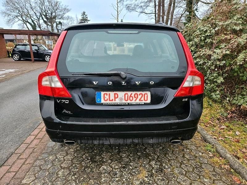 Schwarz Gebraucht 2010 Volvo V70 Kombi | 3.999 € (Superpreis) - Bild 1/4