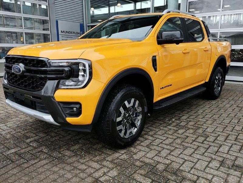 Neu Ford Ranger Wildtrack 281 PS (206 kW) 2025 Orange Pickup