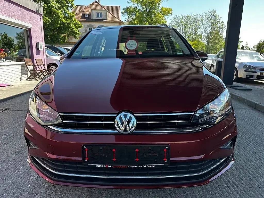 Gebraucht VW Golf VII Comfortline 131 PS (96 kW) 2018 Rot Limousine
