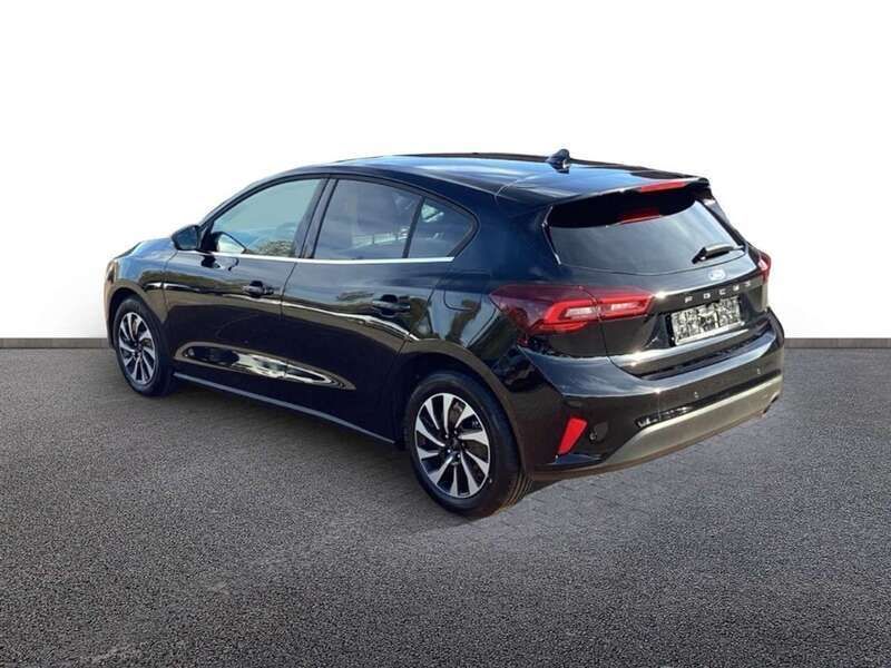 Gebraucht Ford Focus Titanium 125 PS (91 kW) 2024 Obsidianschwarz metallic Limousine