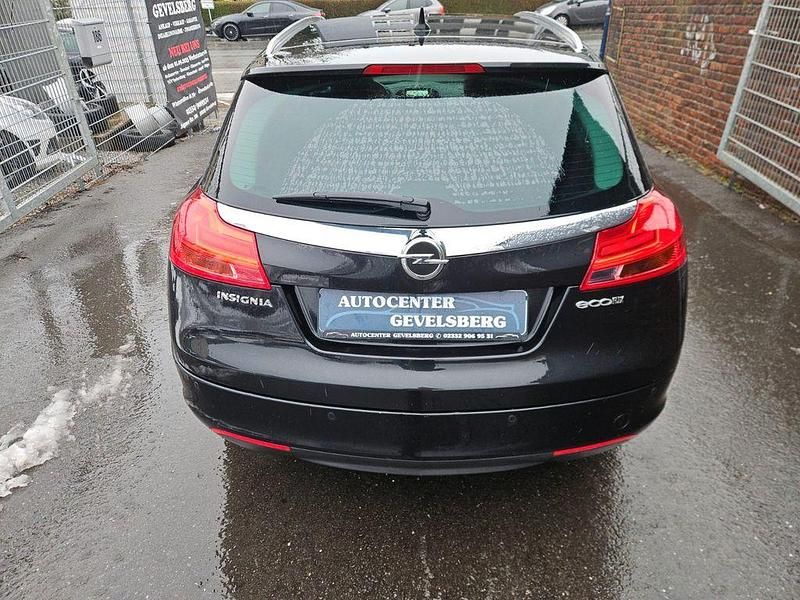 Gebraucht Opel Insignia Innovation 140 PS (102 kW) 2011 Schwarz Kombi
