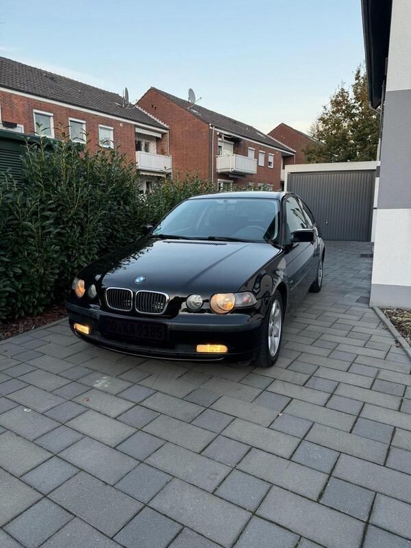 Schwarz Gebraucht 2002 BMW 316 Compact Kleinwagen | 1.200 € (Guter Preis) - Bild 1/4