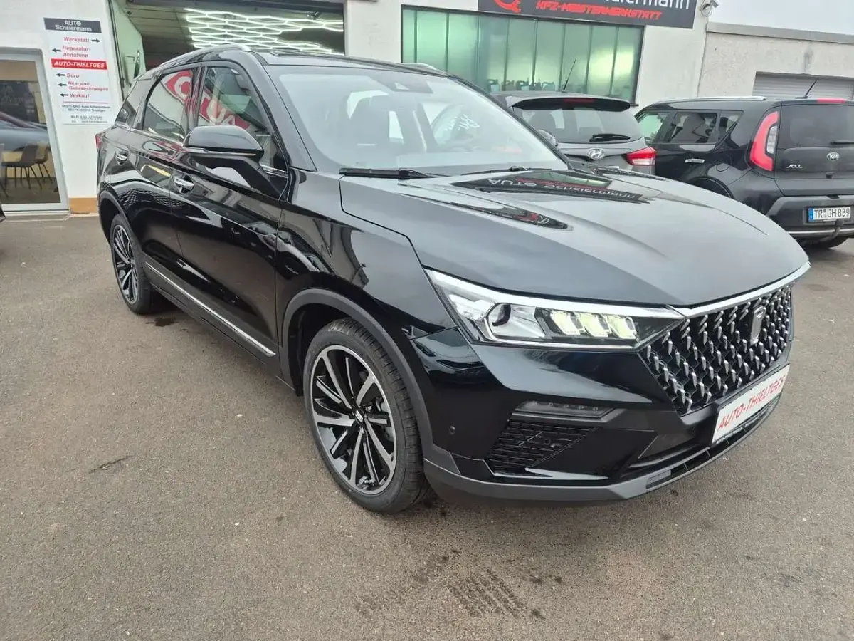Neu DFSK Fengon 160 PS (117 kW) 2026 Schwarz SUV