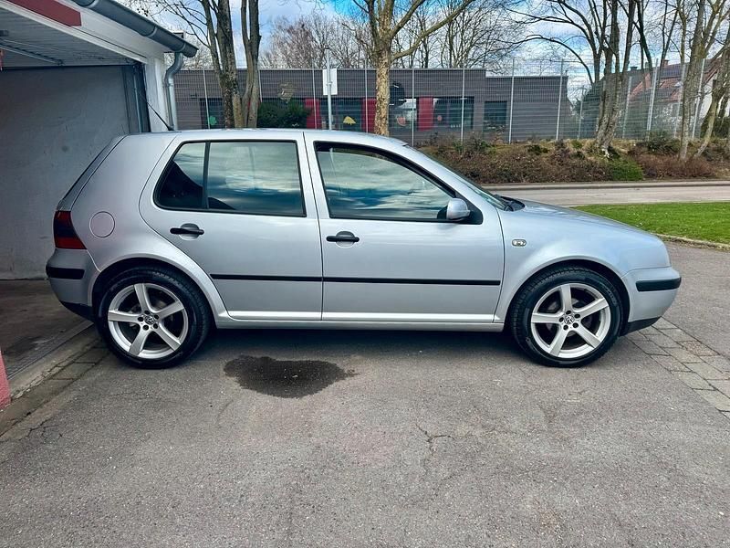 Gebraucht VW Golf IV 75 PS (55 kW) 2002 Silber Limousine
