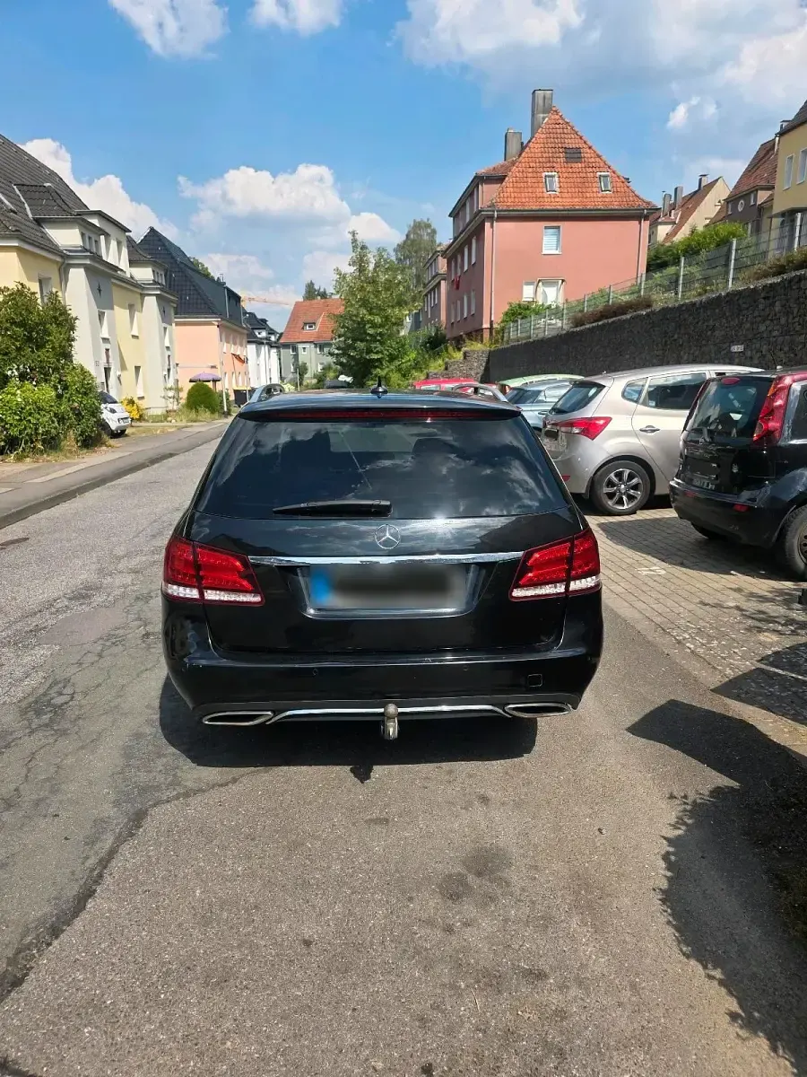 Gebraucht Mercedes E350 Avantgarde 252 PS (185 kW) 2014 Schwarz Kombi