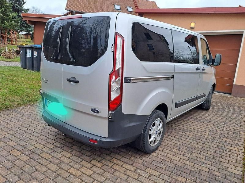 Gebraucht Ford Transit Custom 170 PS (125 kW) 2017 Silber Van / Kleinbus