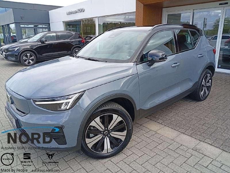 Gebraucht Volvo XC40 Core 169 kW (231 PS) 2023 Thunder grey / metallic SUV
