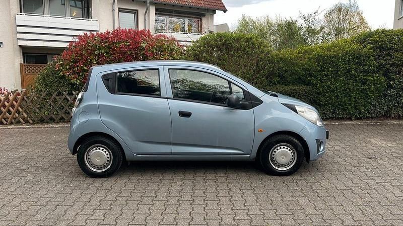 Gebraucht Chevrolet Spark 68 PS (50 kW) 2011 Blau Kleinwagen