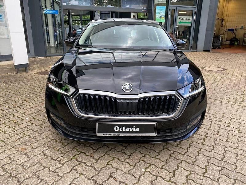 Gebraucht Skoda Octavia Ambition 116 PS (85 kW) 2025 Schwarz Limousine