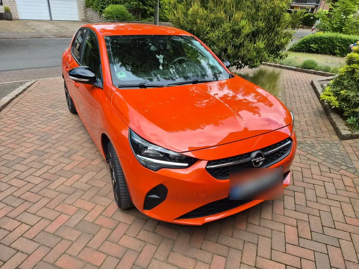 Używany Opel Corsa-e 73 kW (100 KM) 2023 Pomarańczowy Hatchback