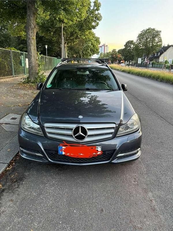 Grau Gebraucht 2014 Mercedes C220 Kombi | 6.500 € (Superpreis) - Bild 1/4