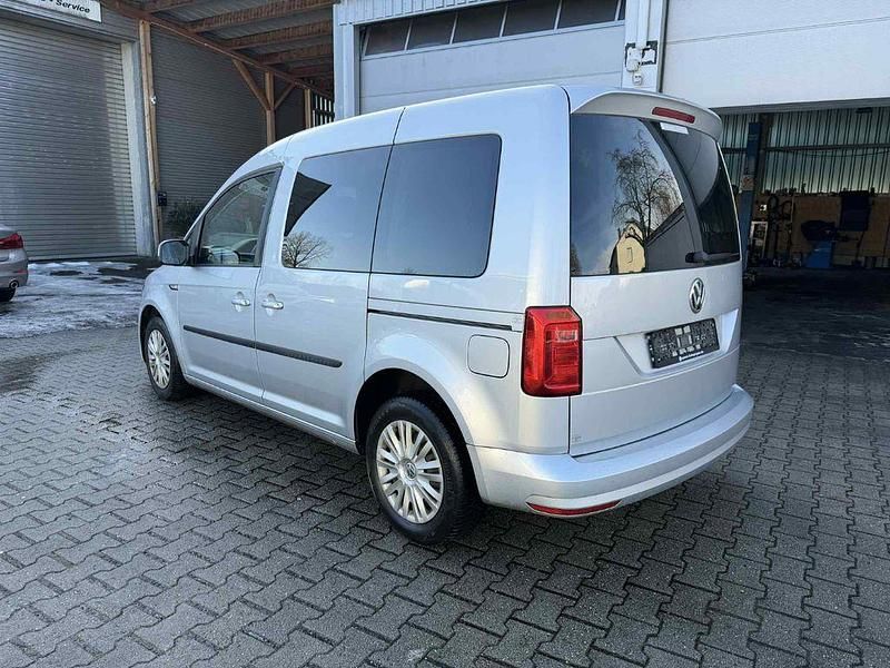 Gebraucht VW Caddy Trendline 75 PS (55 kW) 2019 Silber Van / Kleinbus