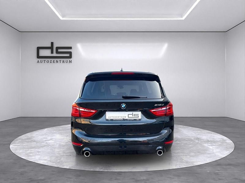 Gebraucht BMW 218 150 PS (110 kW) 2022 Schwarz Kombi