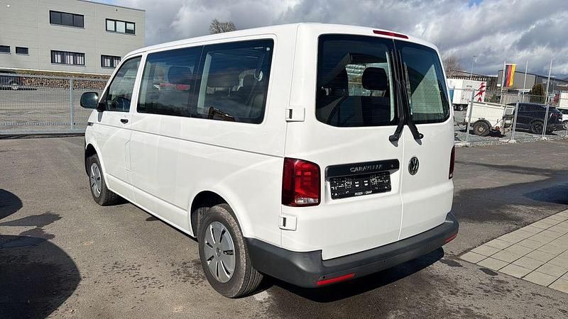 Gebraucht VW Caravelle 110 PS (80 kW) 2021 Weiß Van / Kleinbus