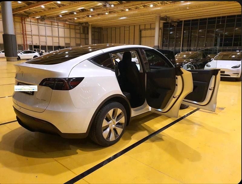 Gebraucht Tesla Model Y Long Range AWD 378 kW (514 PS) 2022 Weiß SUV