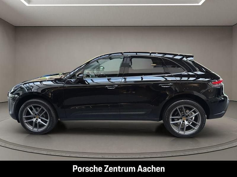Second-hand Porsche Macan 265 CP (194 kW) 2024 Negru SUV