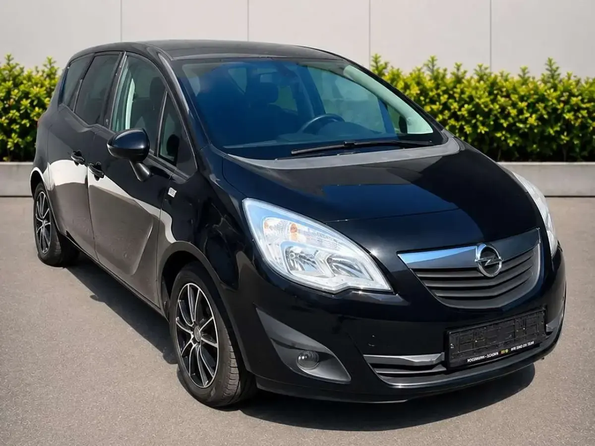 Gebraucht Opel Meriva 131 PS (96 kW) 2012 Saphirschwarz mineraleffekt Van / Kleinbus