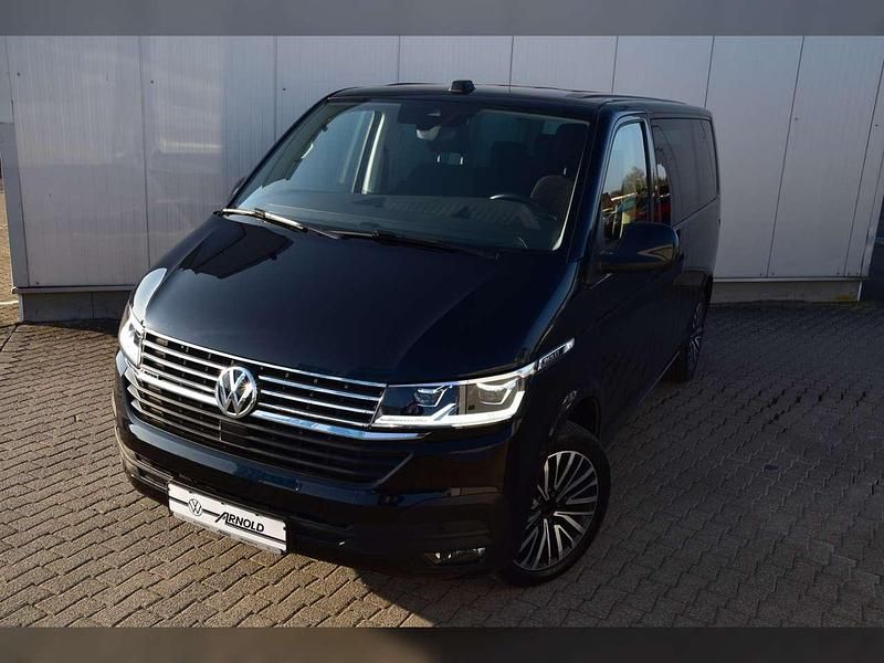 Gebraucht VW Multivan Comfortline 204 PS (150 kW) 2023 Deep black perleffekt Van