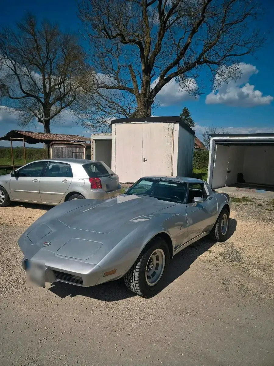 Second-hand Corvette C3 185 CP (136 kW) 1978 Argintiu Coupe