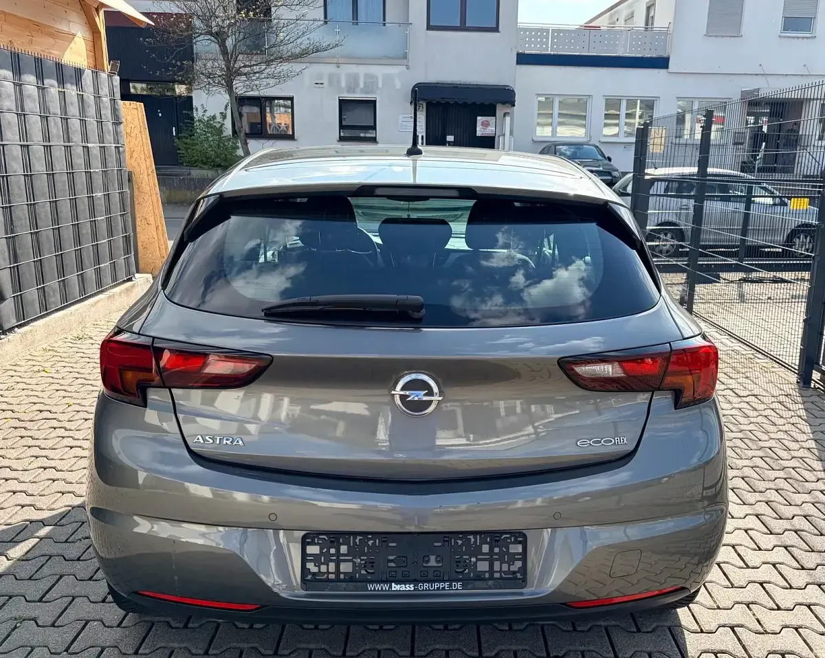 Second-hand Opel Astra 105 CP (77 kW) 2016 Gri Hatchback