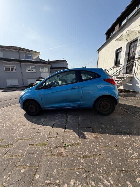 Gebraucht Ford Ka Trend 69 PS (50 kW) 2009 Blau Kleinwagen
