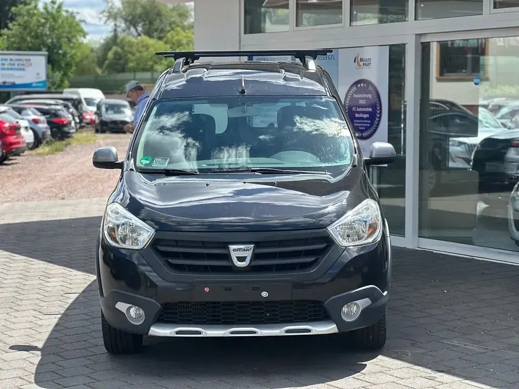 Gebraucht Dacia Dokker Stepway 90 PS (66 kW) 2017 Schwarz Van / Kleinbus