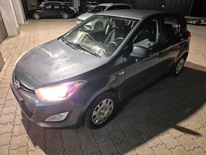 Gebraucht Hyundai i20 86 PS (63 kW) 2014 Kleinwagen