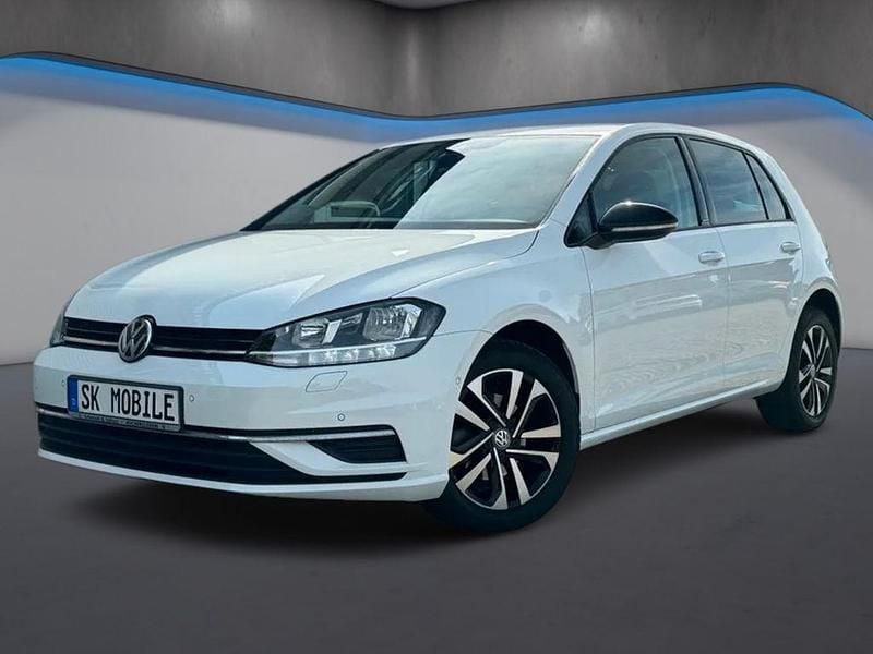 Weiß Gebraucht 2020 VW Golf VII IQ Drive Limousine | 15.999 € (Guter Preis) - Bild 1/4