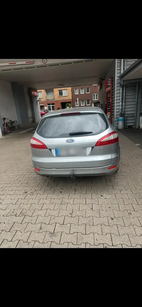 Gebraucht Ford Mondeo 150 PS (110 kW) 2007 Silber Kombi