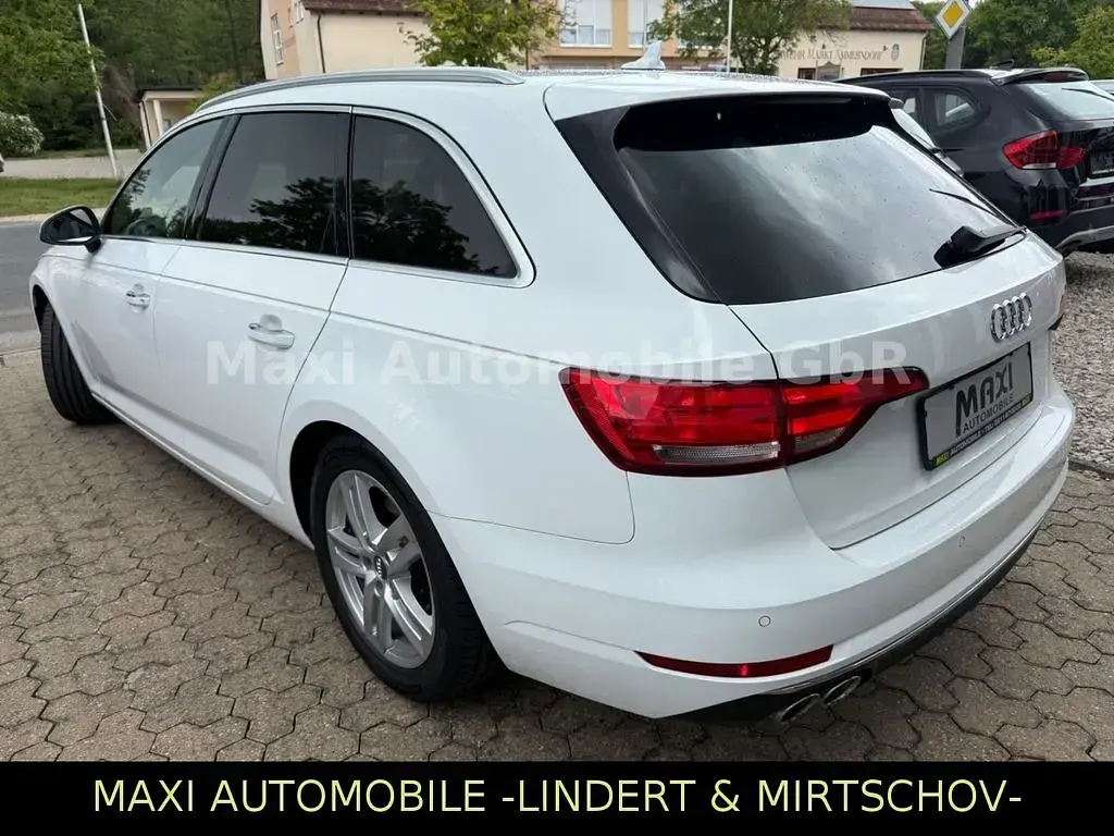 Gebraucht Audi A4 Design 190 PS (139 kW) 2018 Ibisweiss Kombi