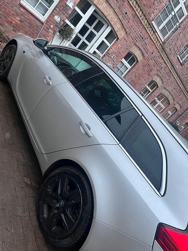 Gebraucht Opel Insignia 136 PS (100 kW) 2010 Silber Kombi