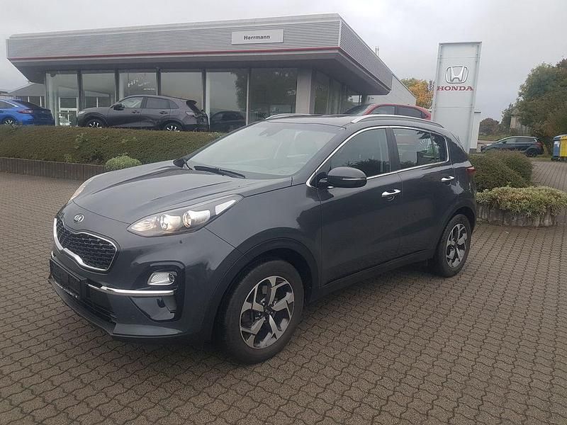 Grau Gebraucht 2019 Kia Sportage 4 SUV | 16.990 € (Guter Preis) - Bild 1/4