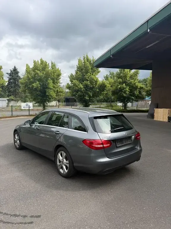 Gebraucht Mercedes C220 170 PS (125 kW) 2016 Grau Kombi