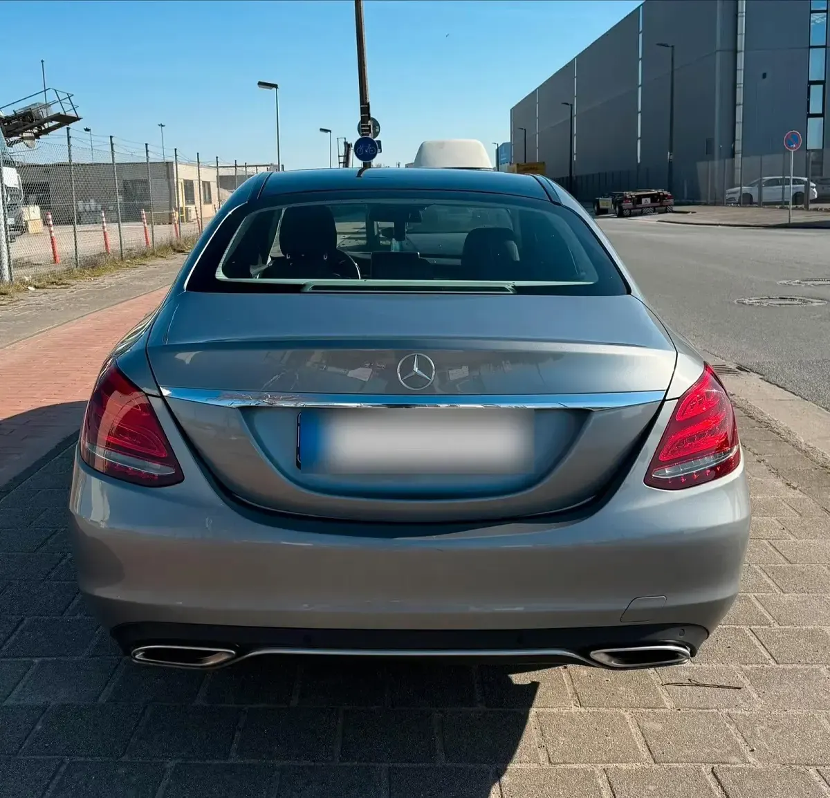 Gebraucht Mercedes C400 333 PS (244 kW) 2015 Silber Limousine