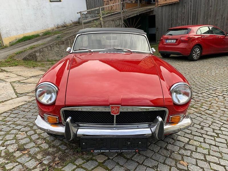 Gebraucht MG B 95 PS (69 kW) 1986 Rot Cabrio