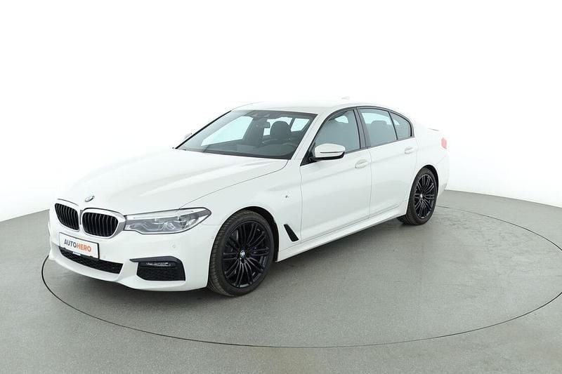 Weiß Gebraucht 2019 BMW 530 M Sport Limousine | 27.890 € (Fairer Preis) - Bild 1/3