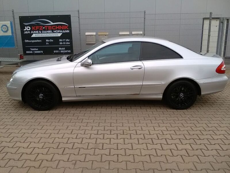 Gebraucht Mercedes CLK200 Avantgarde 163 PS (119 kW) 2003 Silber Coupé