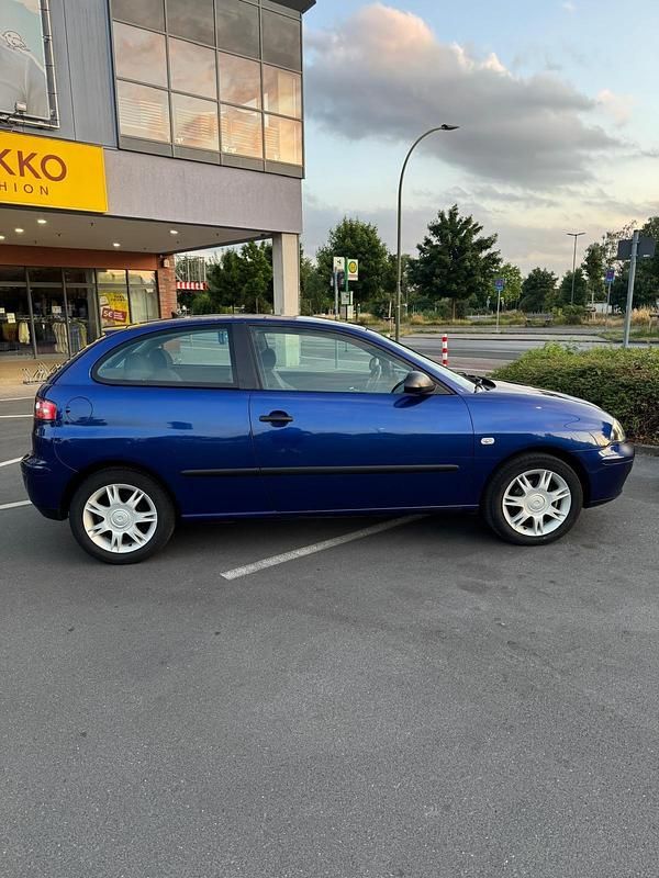 Gebraucht Seat Ibiza 75 PS (55 kW) 2004 Blau Kleinwagen