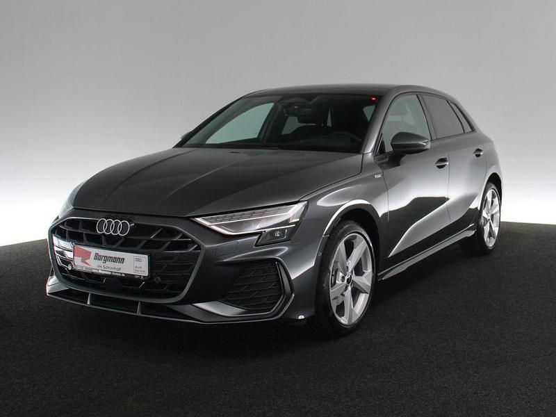 Gebraucht Audi A3 S-Line 204 PS (150 kW) 2025 Grün / distriktgruen Limousine